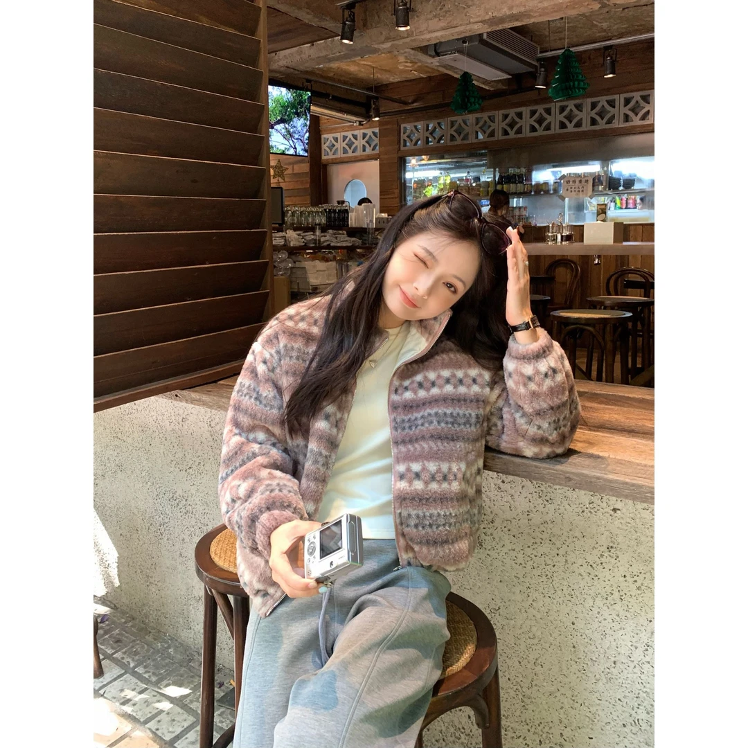 YO定制冬季时髦复古费尔岛羔羔毛外套休闲撞色保暖夹棉棉服上衣