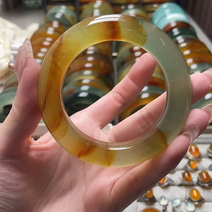 未镶嵌蛇纹石玉手镯54.6
