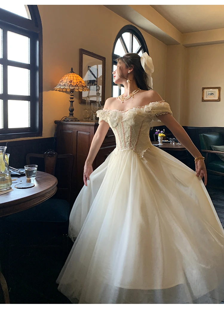 冰冰来了【在逃公主】法式复古宫廷风长裙重工蕾丝A字连衣裙27183