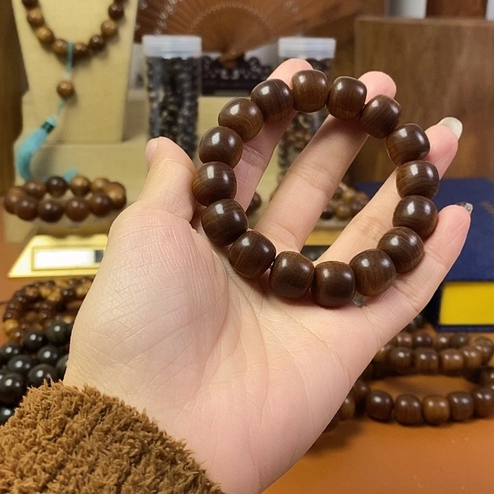 檀香木老山檀香黑肉沉水桶珠13-14手串