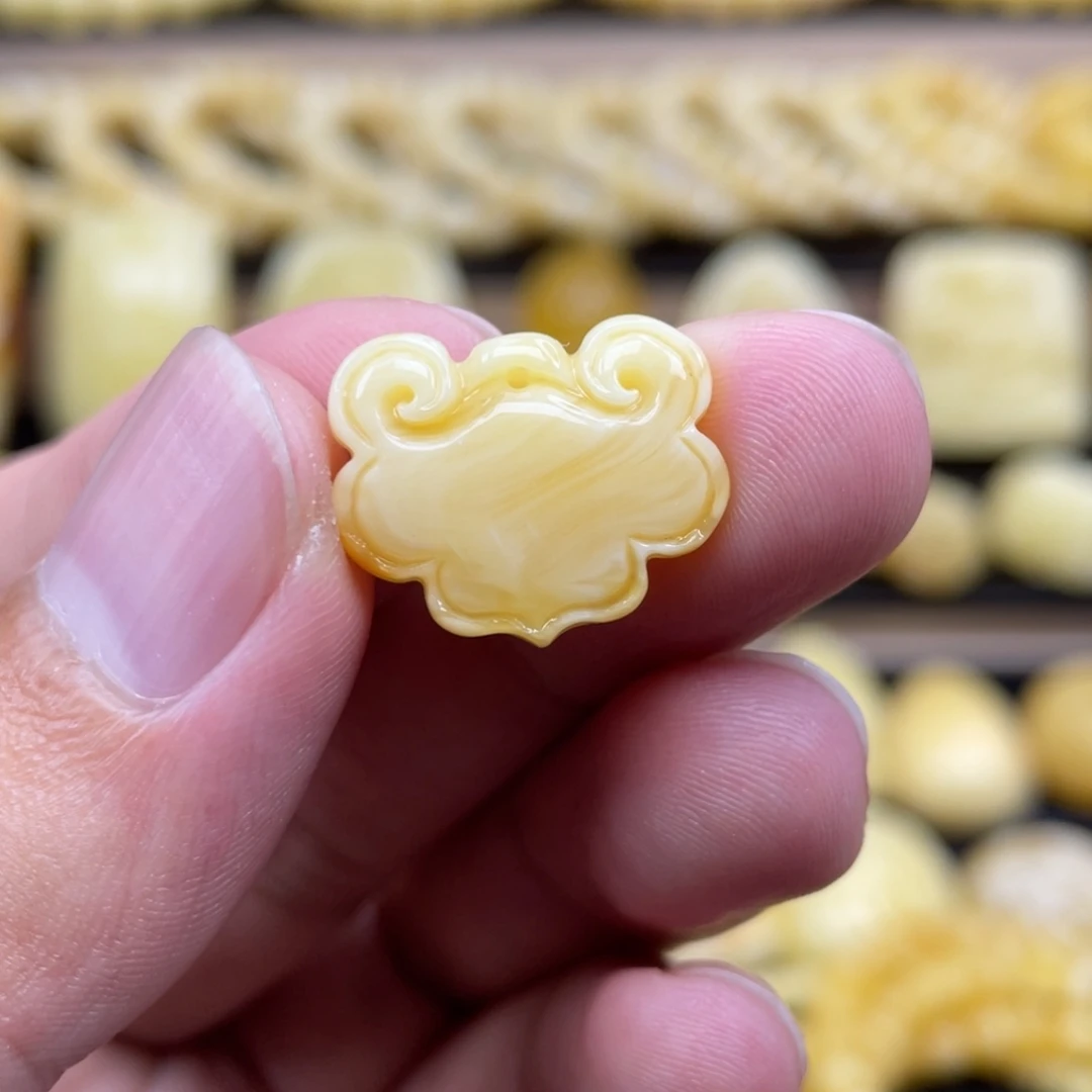 琥珀未镶嵌裸石琥珀蜜蜡