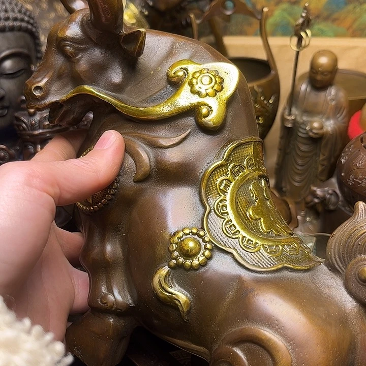 精美铜器批发档口