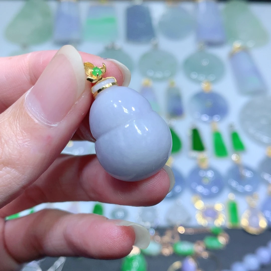 翡翠吊坠(不含链)18K金镶嵌