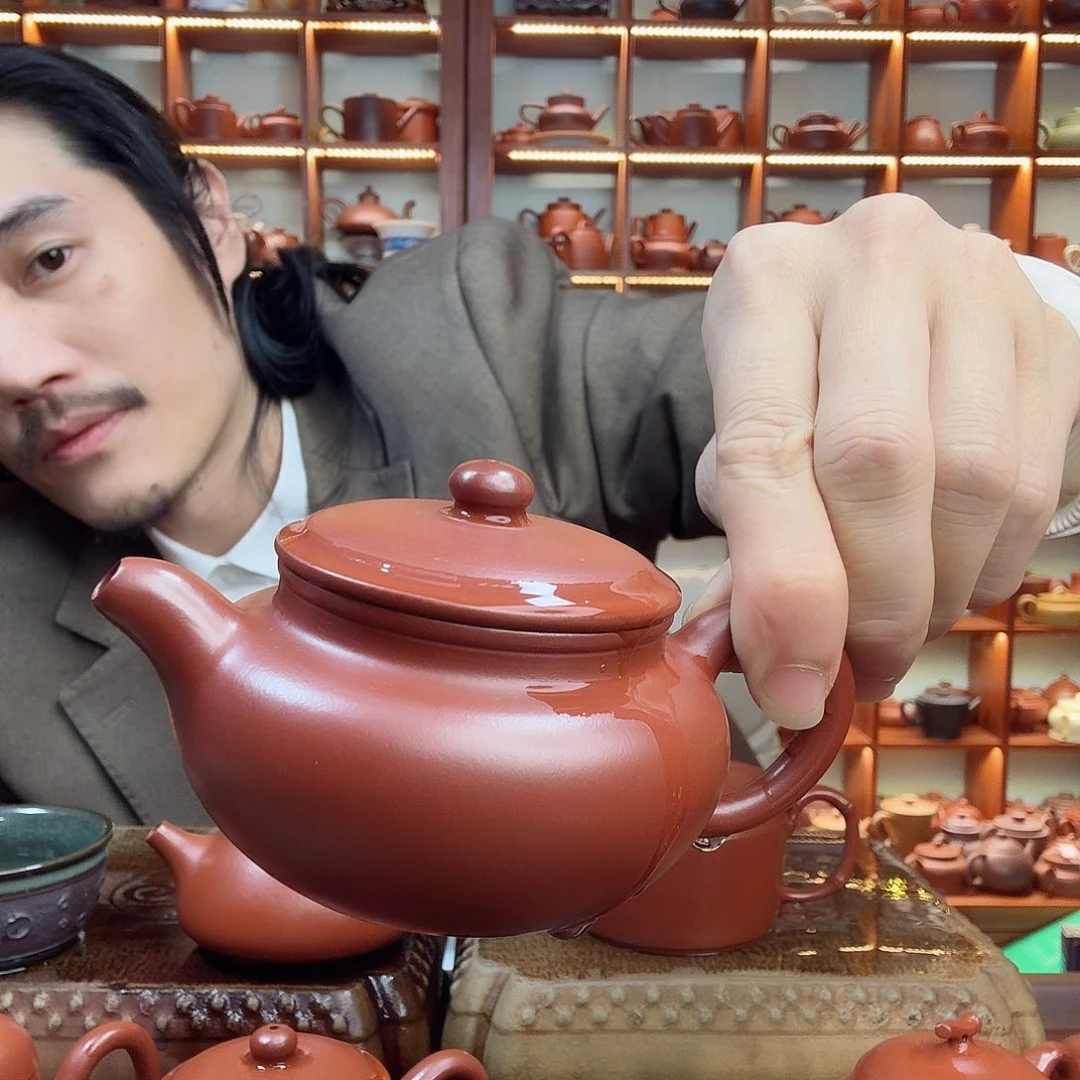 紫砂茶壶x hui ku de o nv x ni