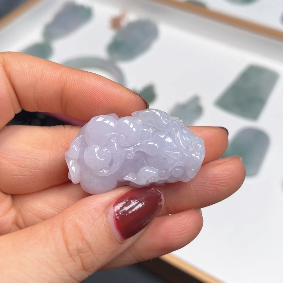 翡翠未镶嵌颈饰天然缅甸A货翡翠貔貅吊坠