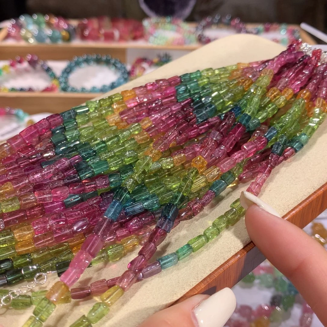 碧玺多样性发货一件未镶嵌