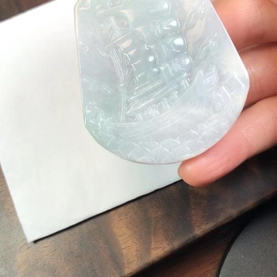 翡翠未镶嵌颈饰缅甸A货，每天下午1点半开播