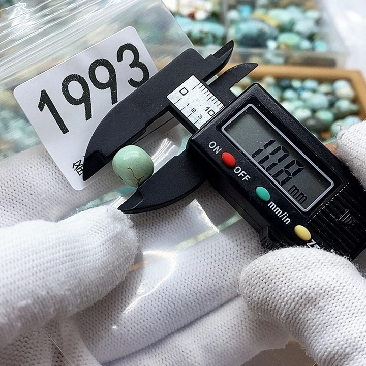 颈饰未镶嵌南红玛瑙