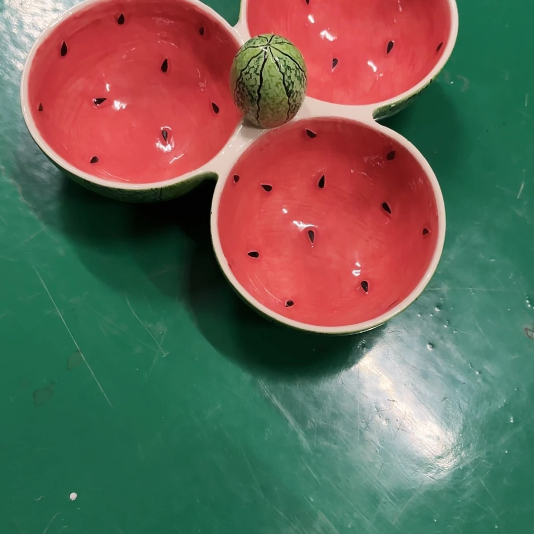 皮***白陶瓷艺术设计中心