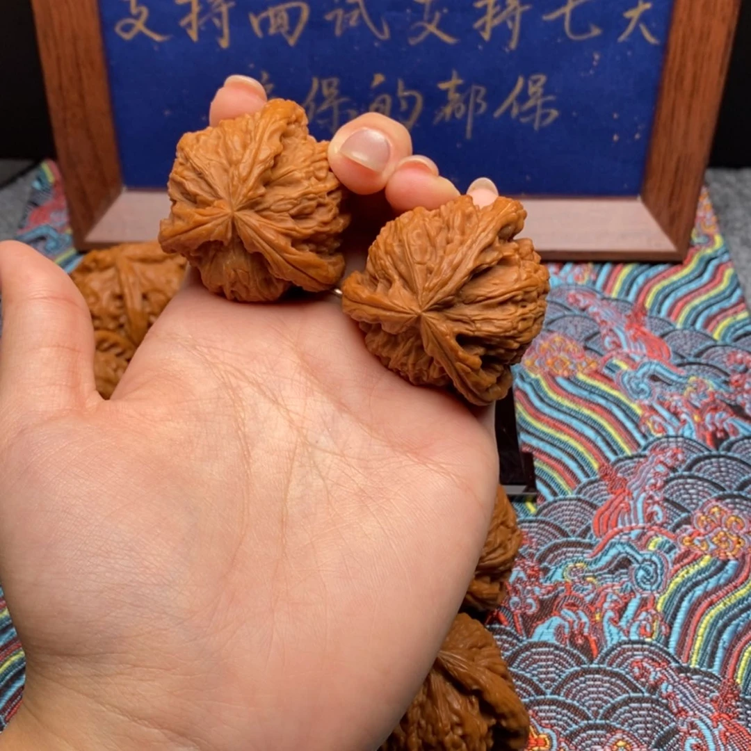 【闪购商品】D*L白狮子1111111