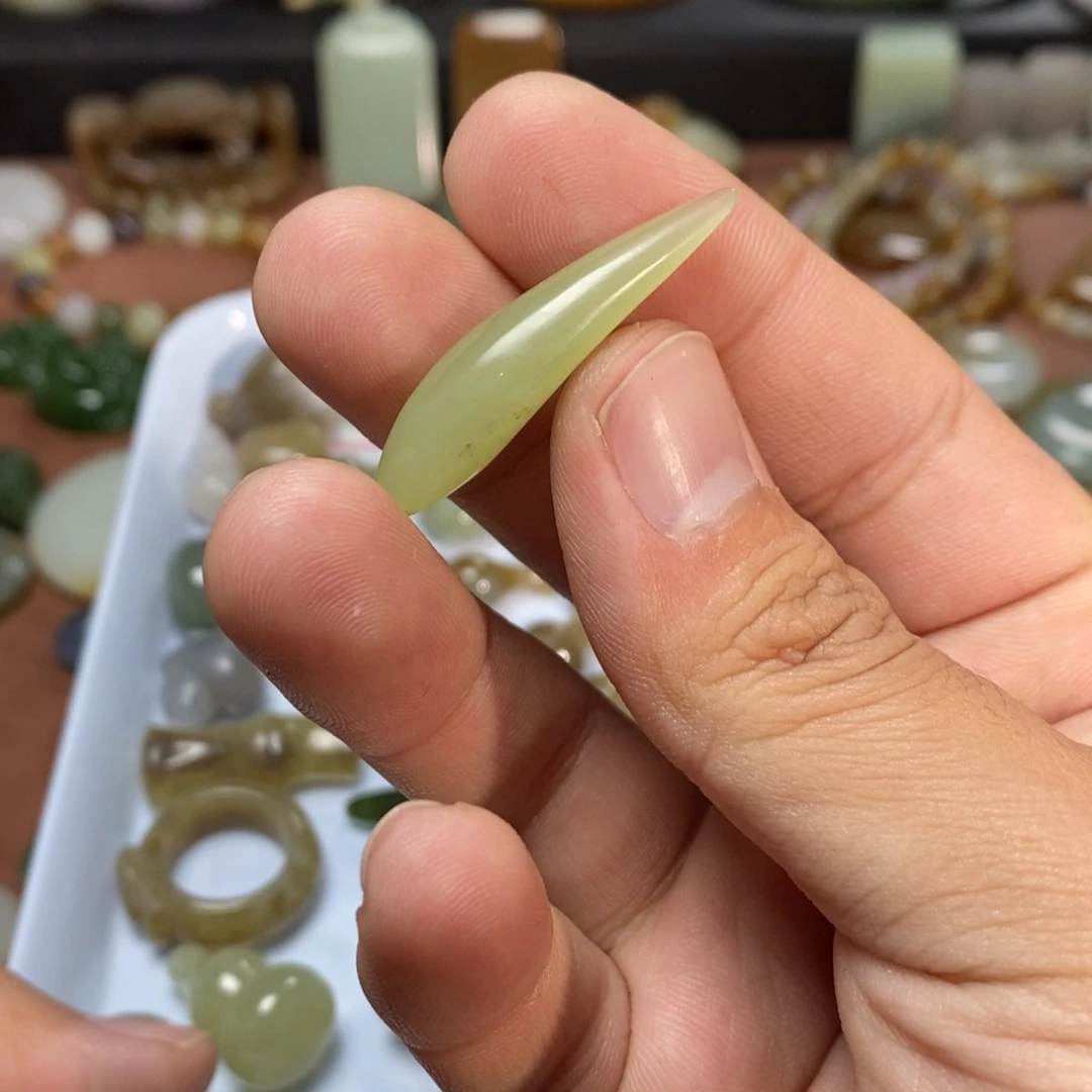 和田玉吊坠(不含链)未镶嵌