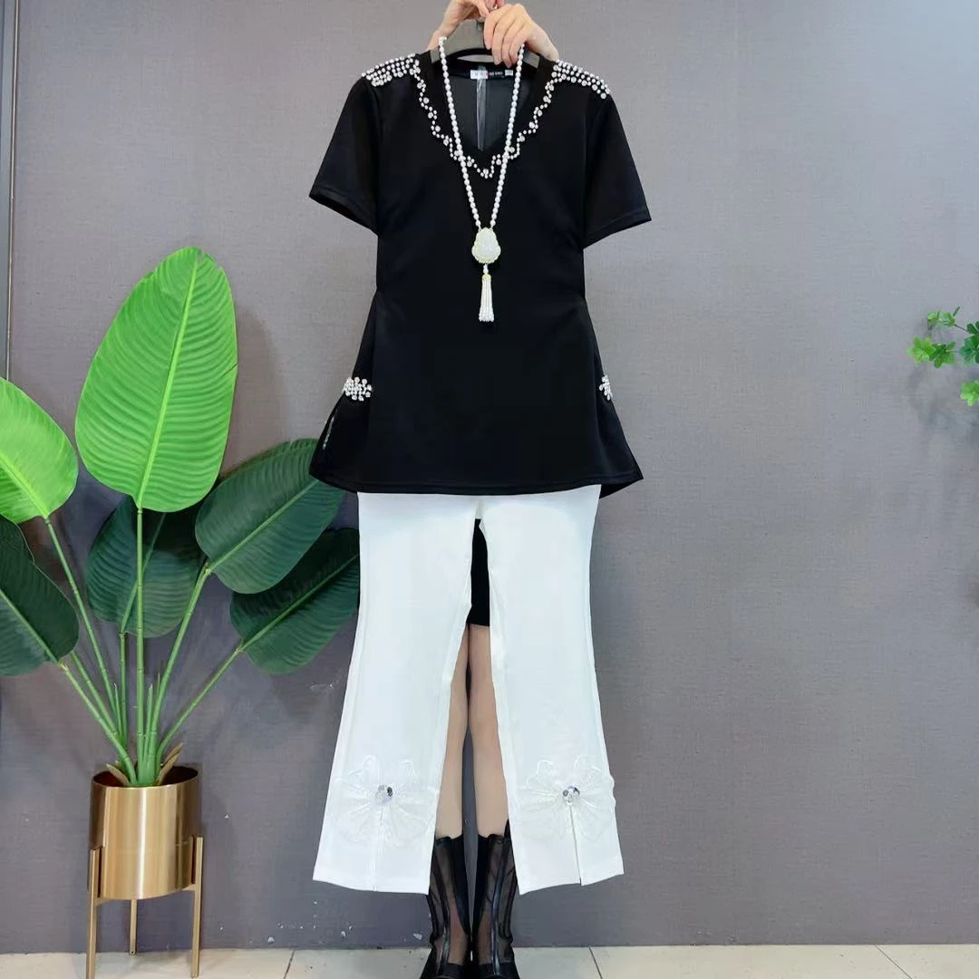 夏季大码女装胖MMv领短袖T恤极简镶钻舒适淡人穿搭上衣+裤子套装
