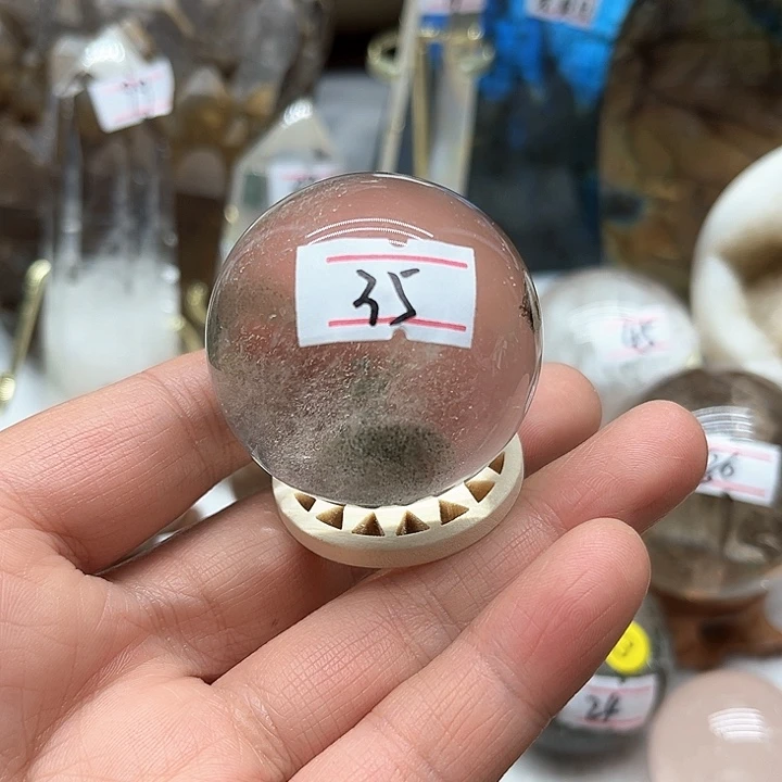 水晶108克幽灵小球未镶嵌