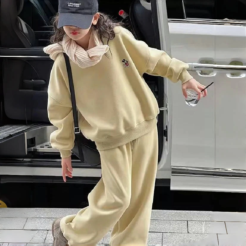 中大童女童套装2024年冬季时尚休闲加绒韩版小米奇一体绒两件套