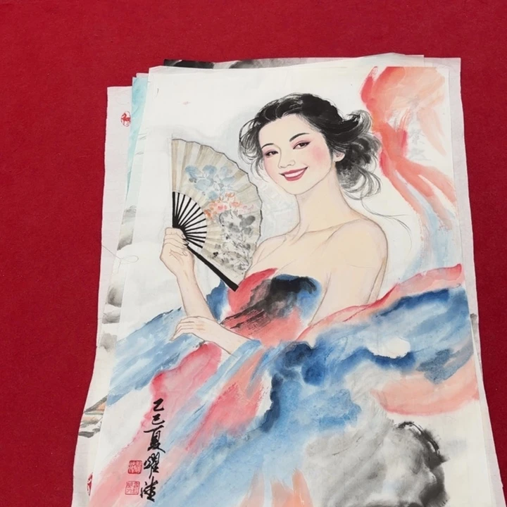 国画花鸟等图案为三开