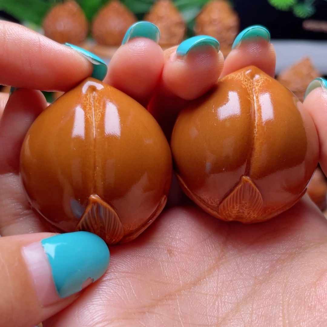 吊坠橄榄核寿桃手球3.7