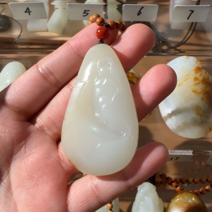 和田玉颈饰未镶嵌新疆和田玉天然真皮真色侧脸观音（活动价）