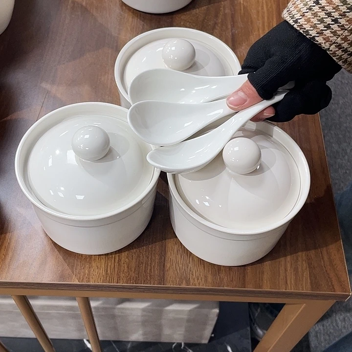 白瓷餐盘餐哦餐盘