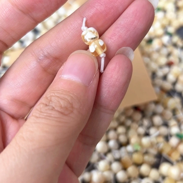 裸石蜜蜡未镶嵌6.1mm一对