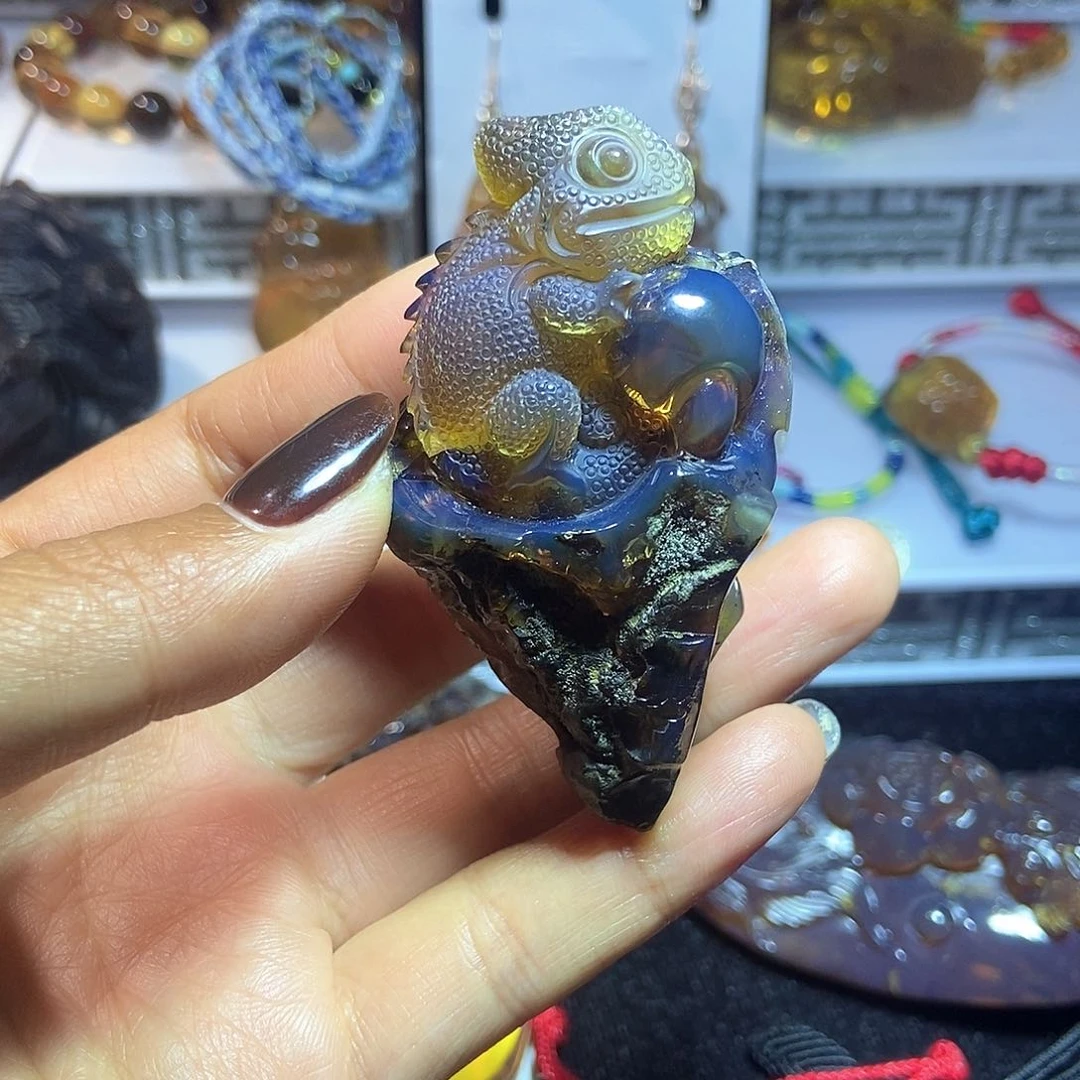 未镶嵌颈饰植物珀缅甸天然琥珀