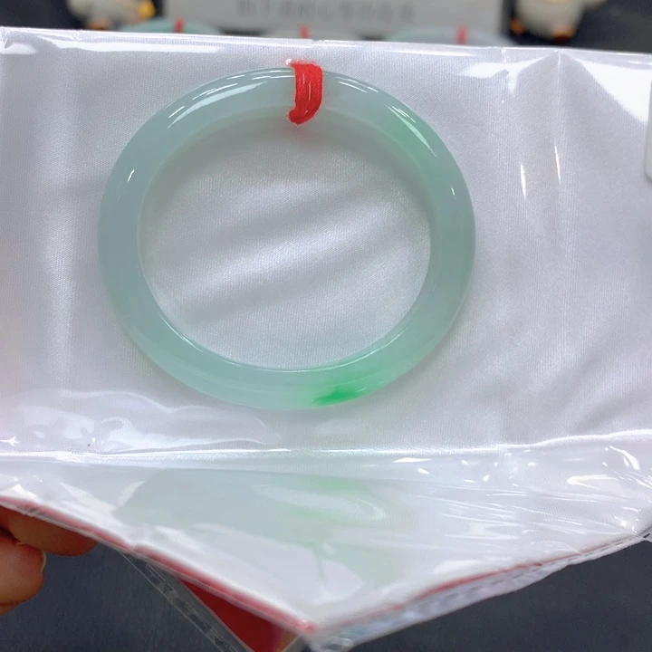 翡翠未镶嵌手镯翡翠手镯15