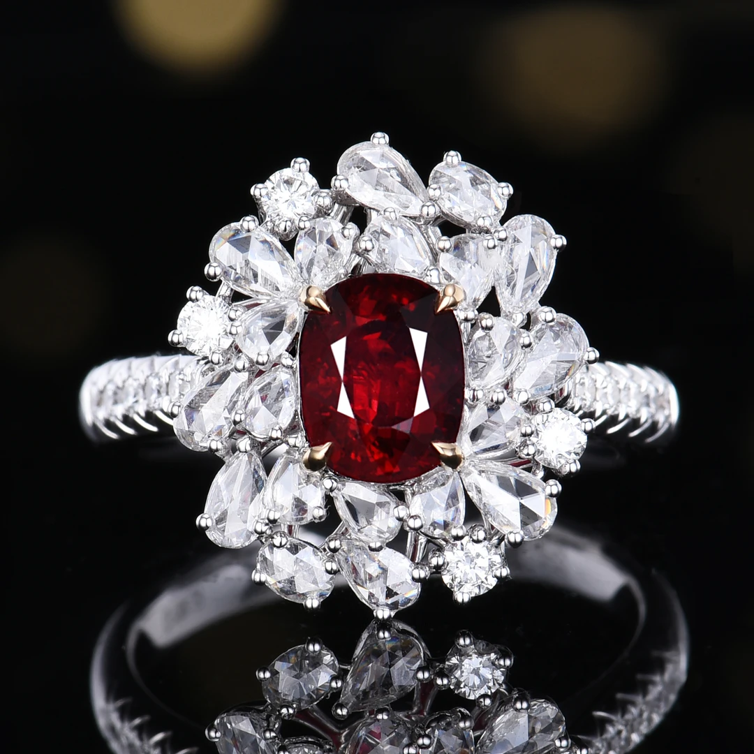 18K金天然无烧鸽血红红宝石戒指两用款（不含链）时尚经典复古