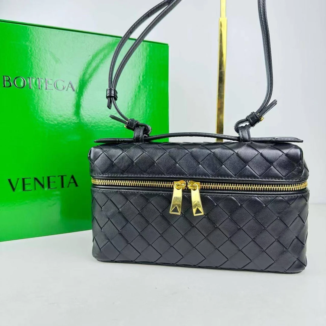 胖虎安安/葆蝶家/95新/公价0/箱包/两用包/31B2505240096