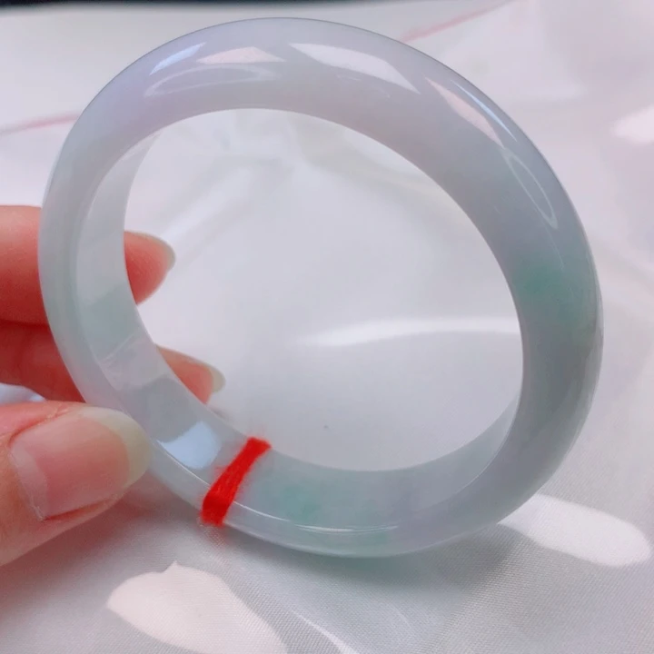 翡翠手镯未镶嵌53。54