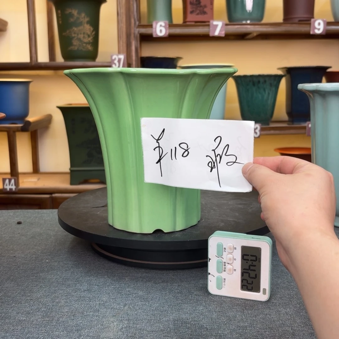 紫砂花盆63839394874747839