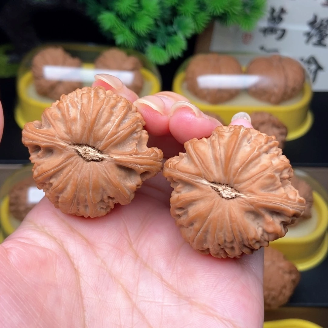 吊坠文玩核桃41.5闷白
