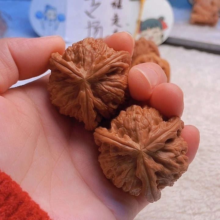 吊坠文玩核桃做**人三棱