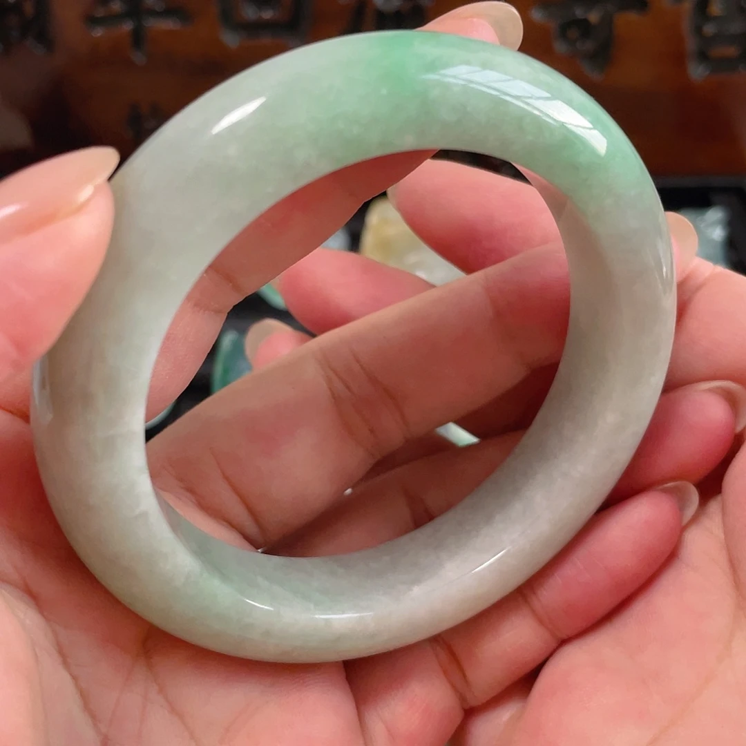 翡翠手镯未镶嵌翡翠660