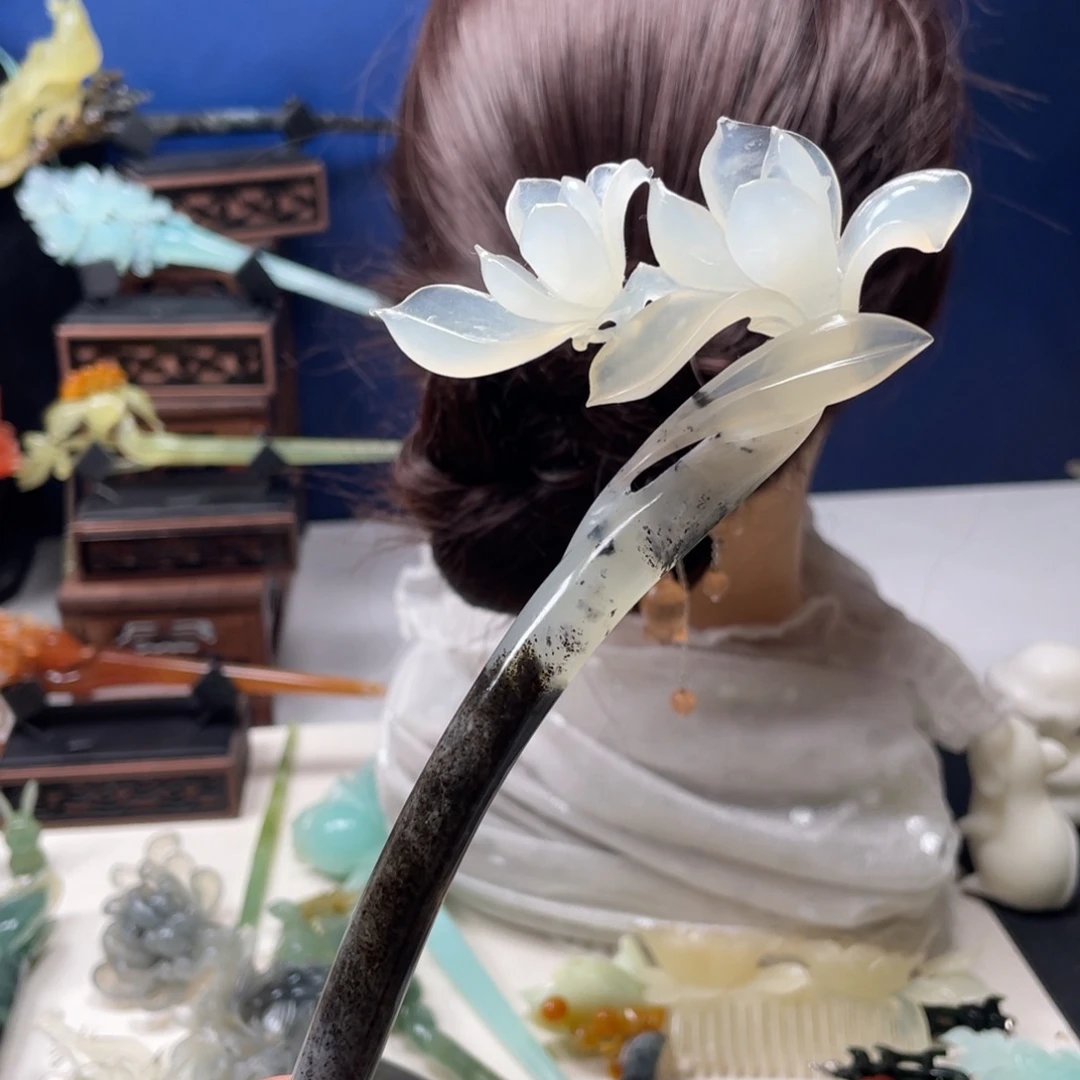 【闪购商品】蛇纹石玉未镶嵌发饰小*子