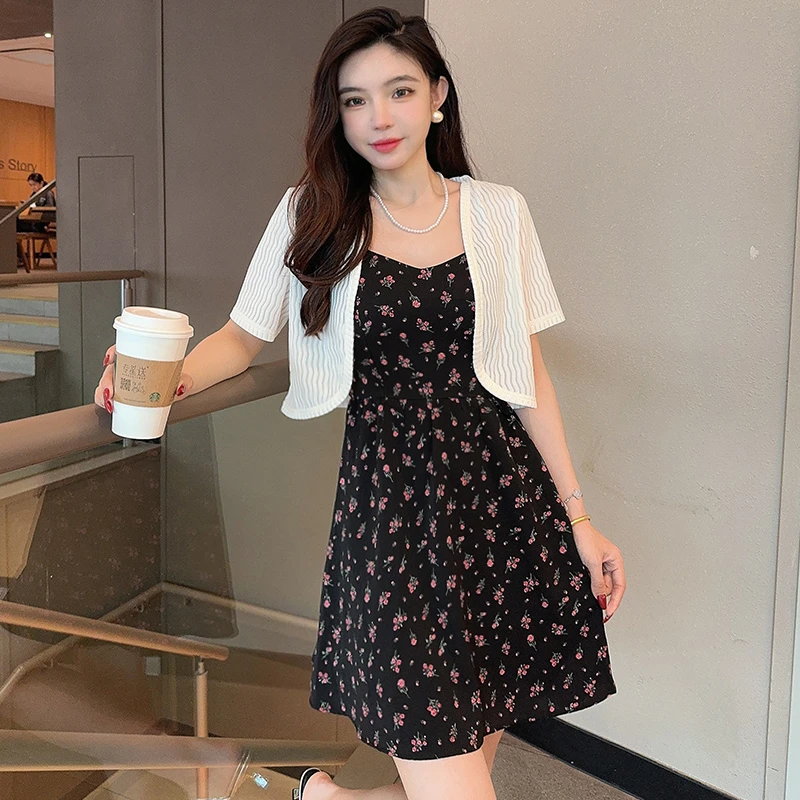 小个子连衣裙女高级感2024新款短袖气质吊带裙两件套碎花中长款