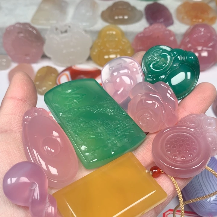 玛瑙/玉髓颈饰未镶嵌好***歌