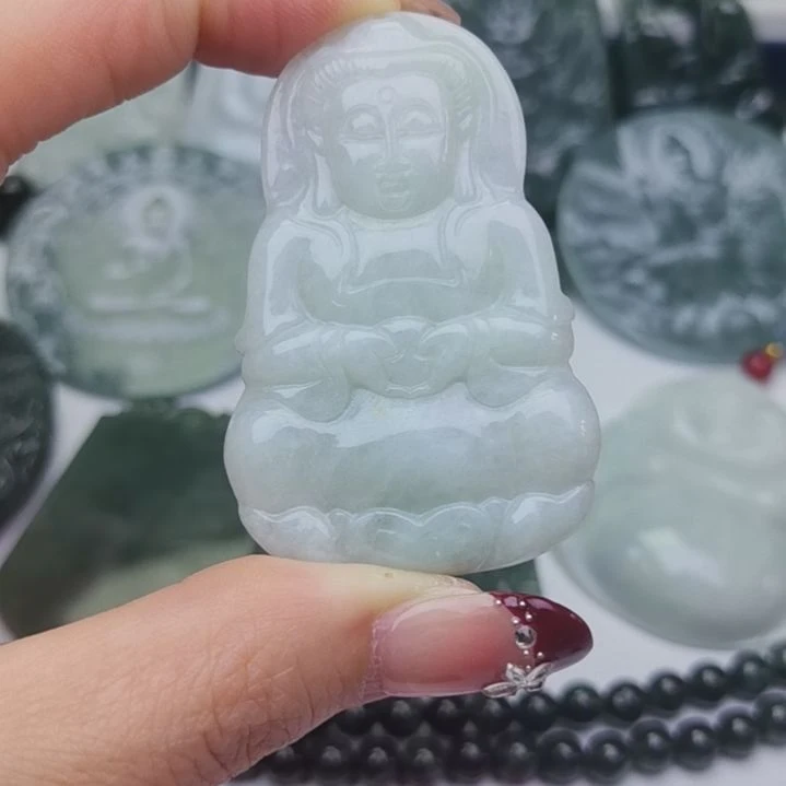 翡翠颈饰未镶嵌天然的A货翡翠多样性发货