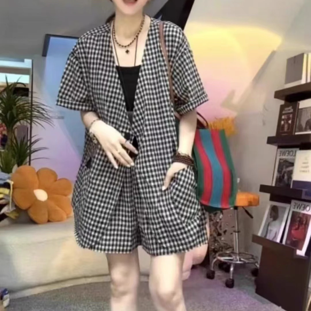 3007-2025年夏季新款时尚洋气显瘦格子上衣+短裤两件套