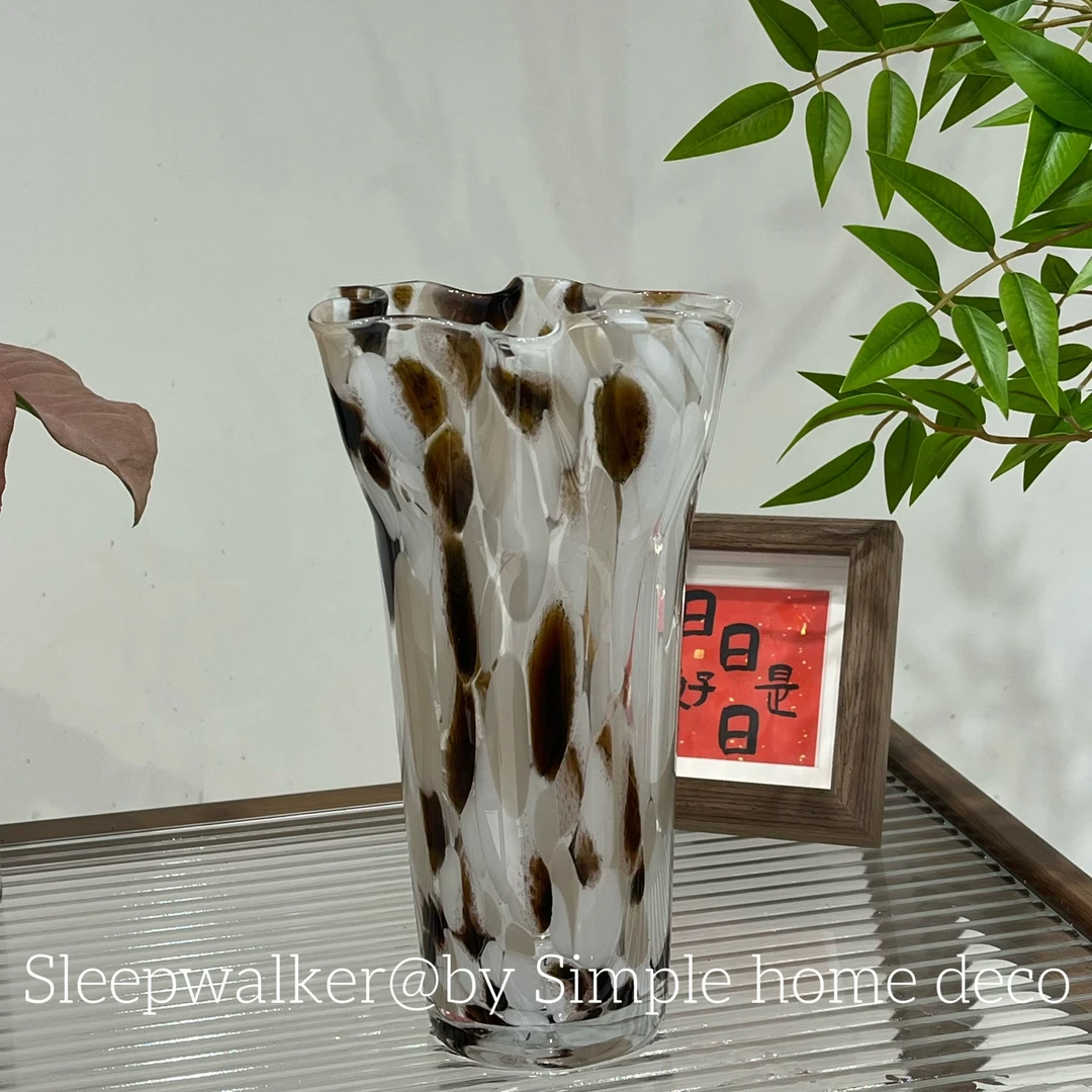 口径13-15高度23-25厘米左右 棕点白菜裙摆玻璃花瓶