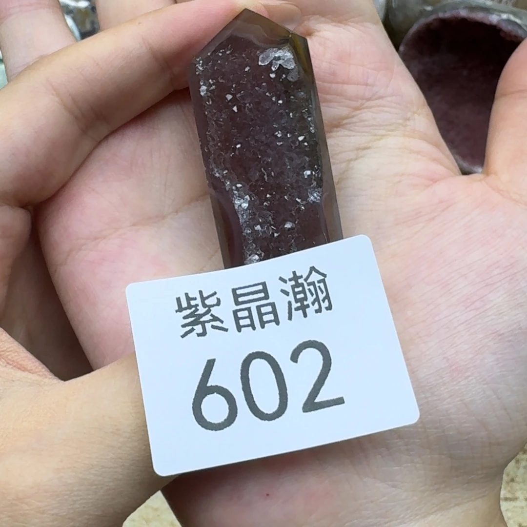 未镶嵌水晶大型摆件（非配饰）