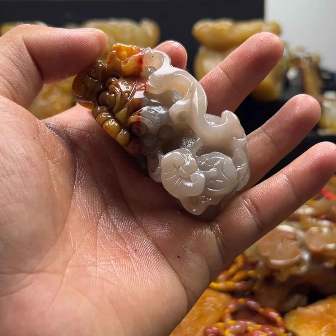 石英质玉（黄龙玉）未镶嵌多选发其一