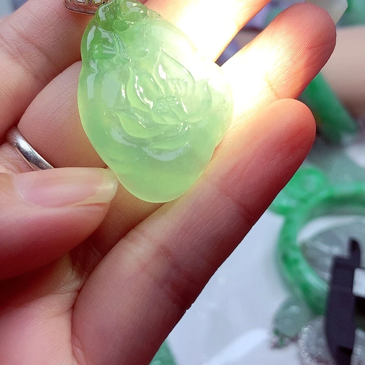 颈饰银S925镶嵌翡翠翡翠