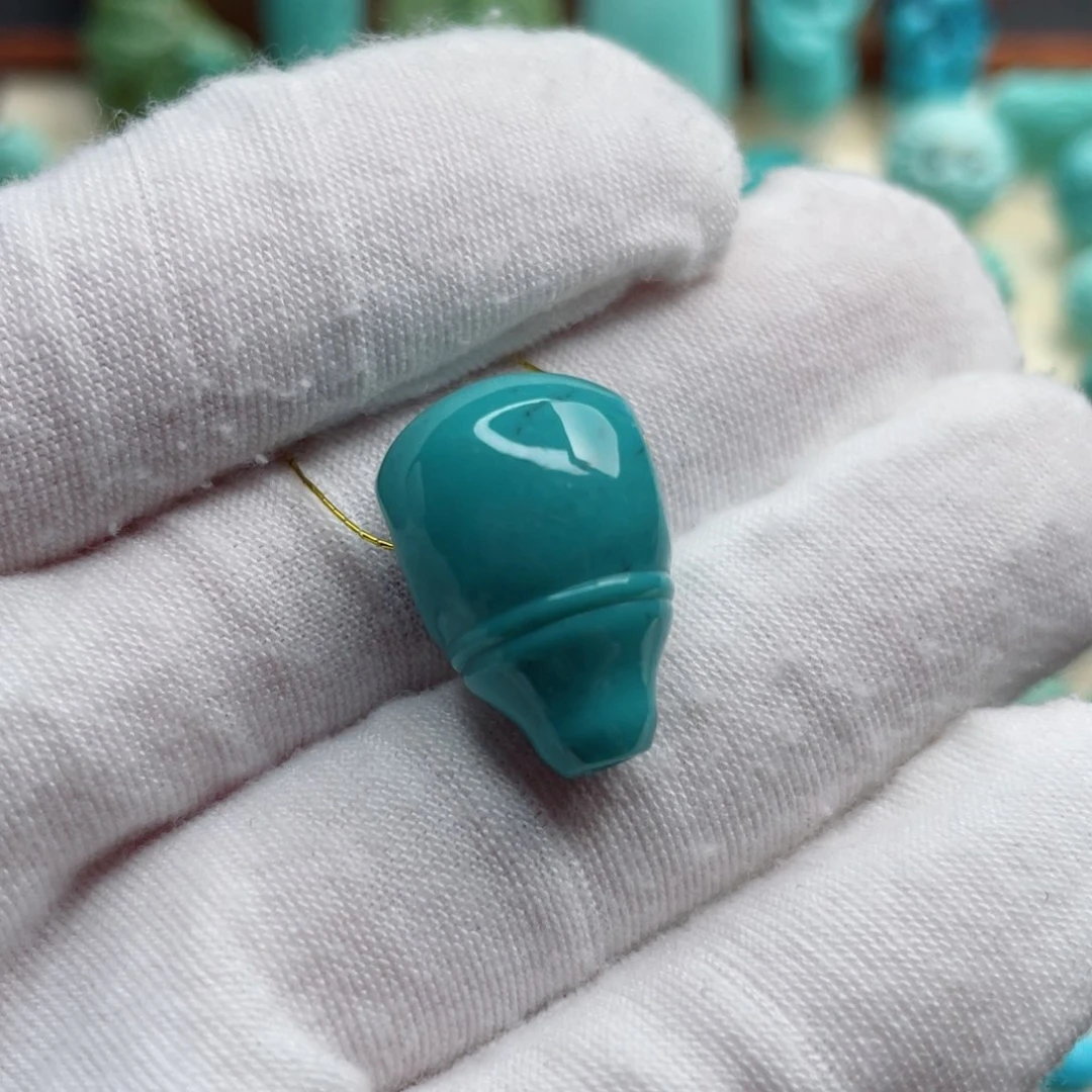 未镶嵌绿松石珠宝奇石