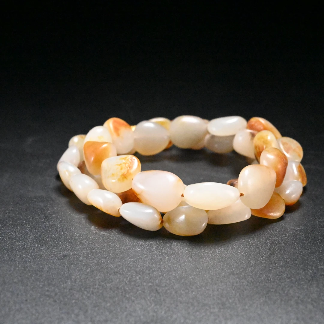 LOT8826 2509200187和田玉原石项链【籽】/保利