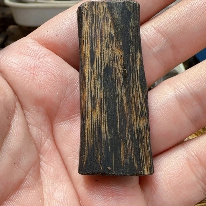 沉香沉香碎屑田*绿棋楠沉香牌6.5克