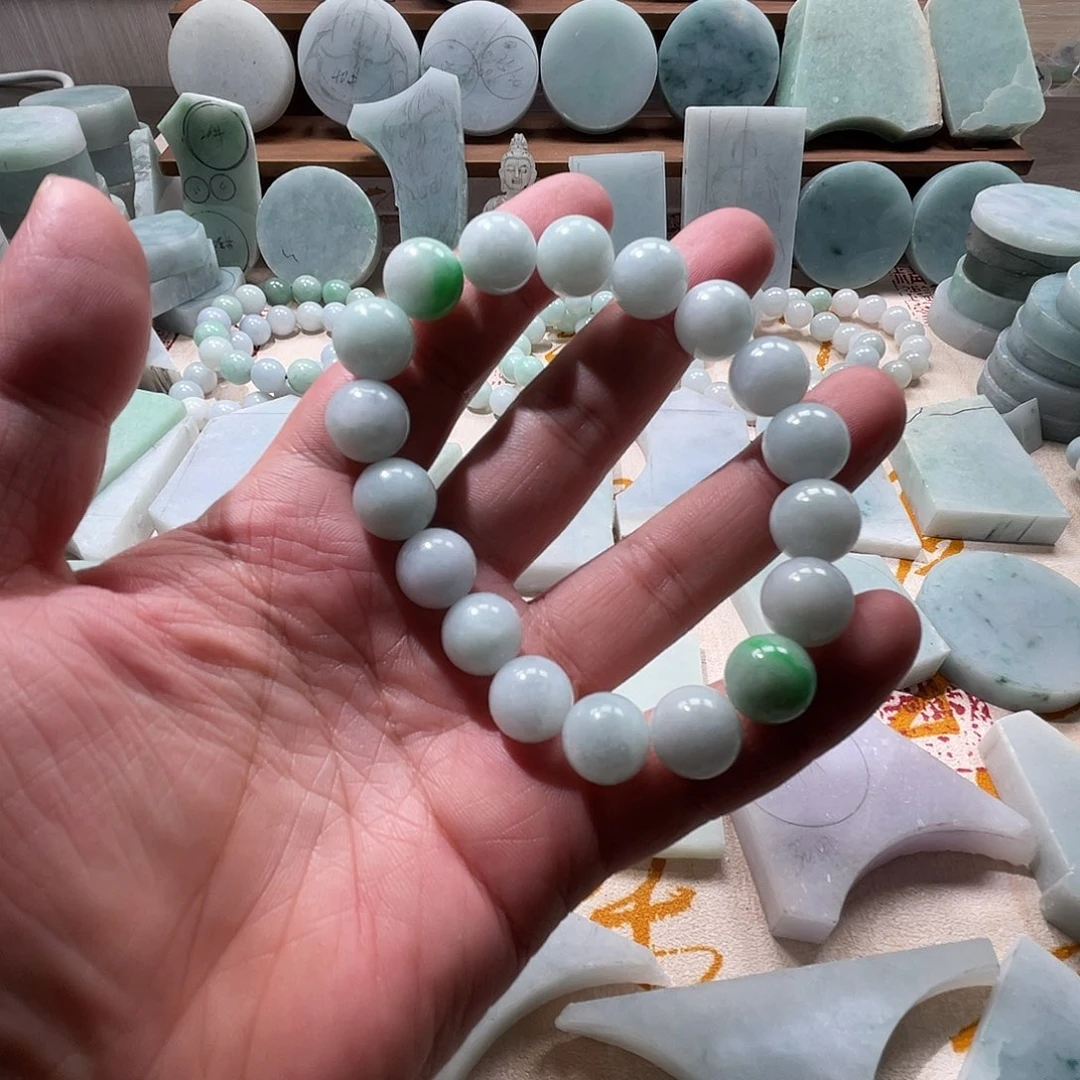 翡翠未镶嵌颈饰缅甸翡翠A货毛料