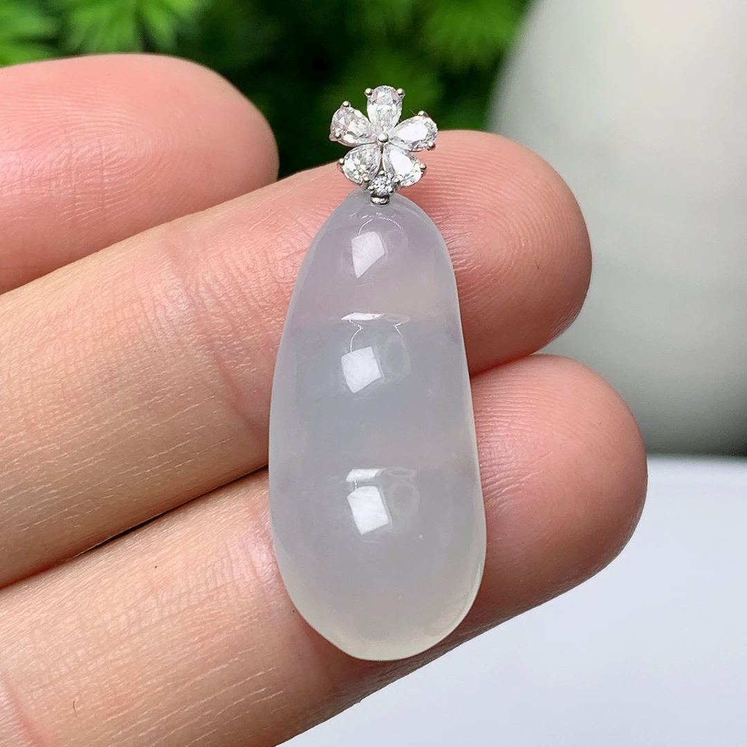 天然翡翠A货18k金镶嵌福豆吊坠251021 尺寸:27.8*13*7.8