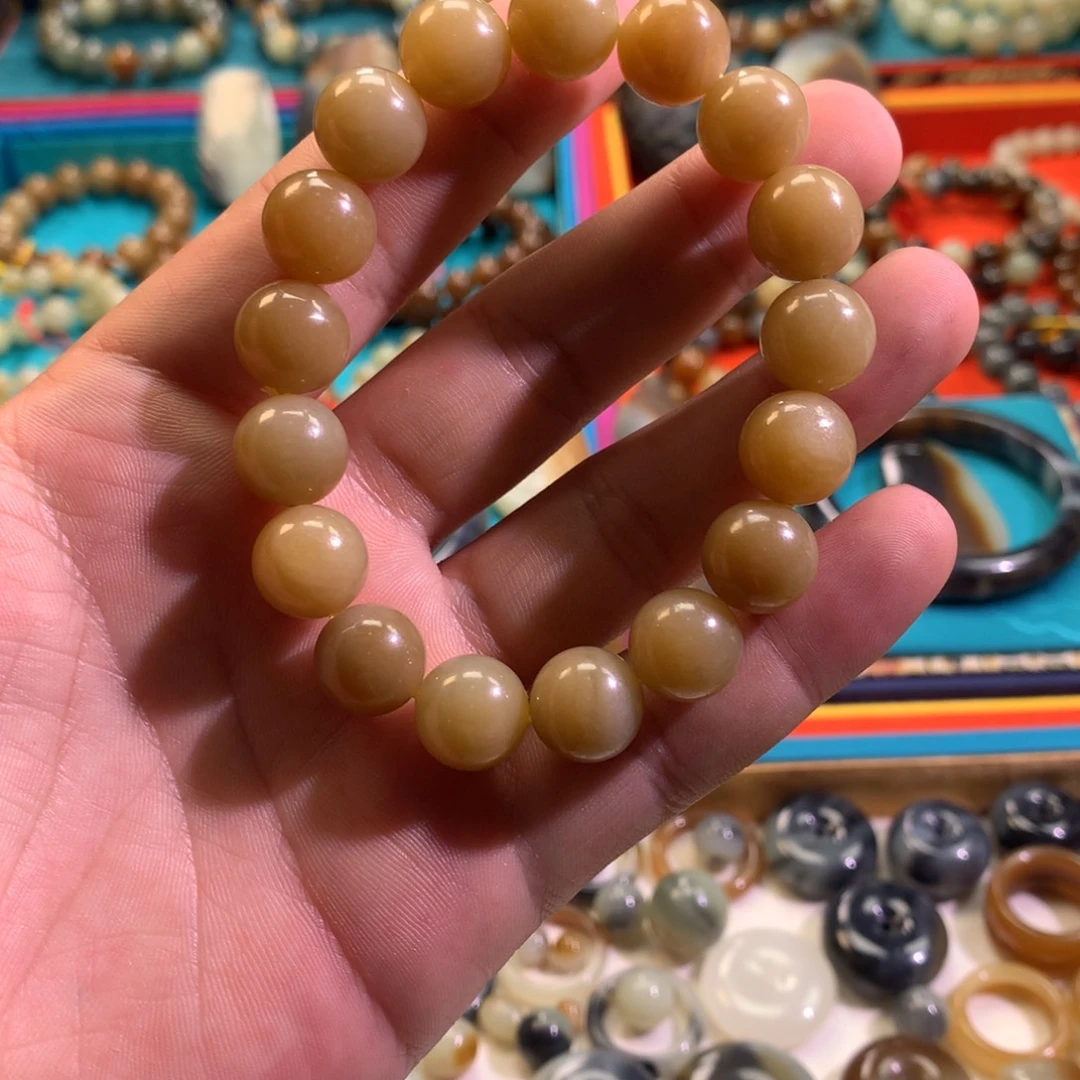 和田玉（糖玉）未镶嵌手链