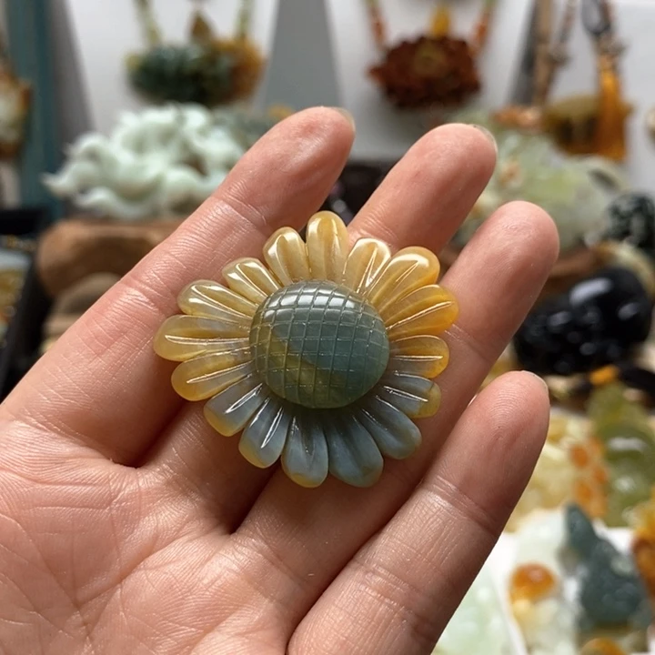 未镶嵌蛇纹石玉颈饰