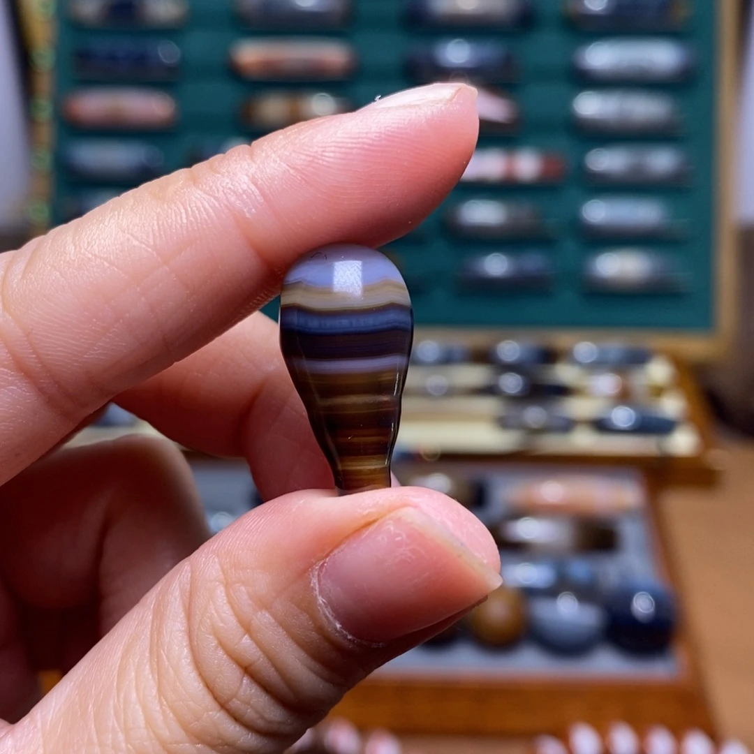 玛瑙/玉髓未镶嵌珠宝半成品