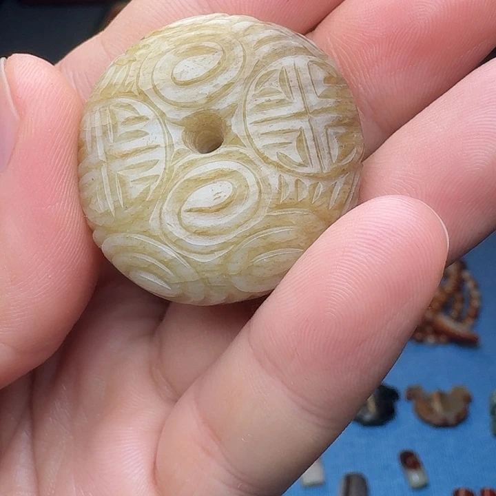 用***3和田玉（白玉）未镶嵌颈饰